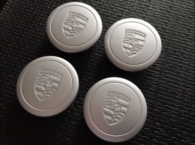Porsche Wheel cap-badges 