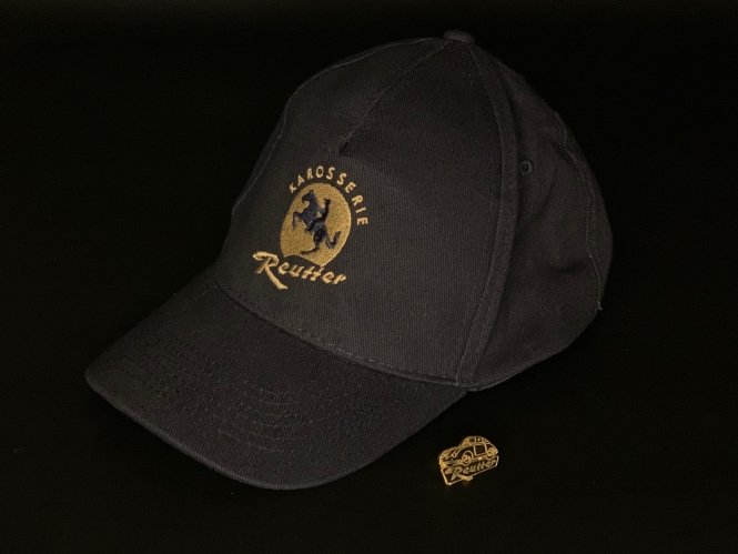 REUTTER Basecap dunkelblau - gold Logo 